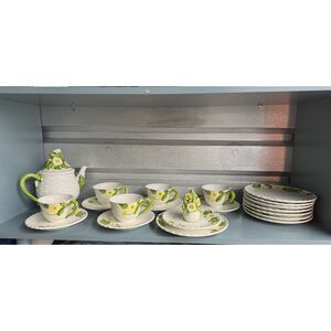 VTG Lefton Rustic Daisy Tea Set – Teapot, 5 Cups, Plates, Saucers, Shaker